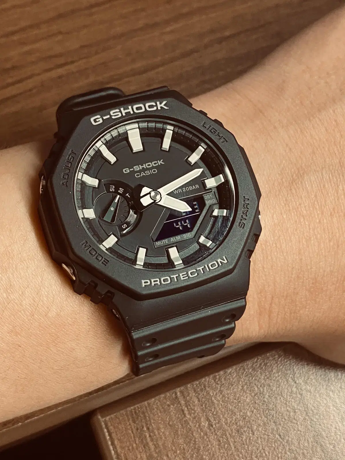 g shocks (ga-2100-1a)