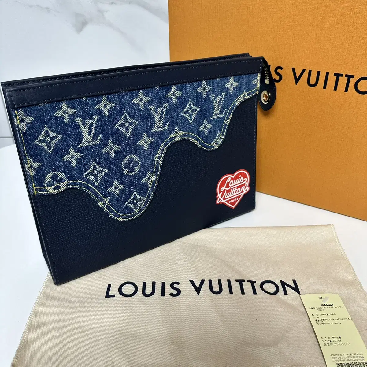 [S+/Full Configuration] Louis Vuitton Nigo Clutch Bag Full Configuration