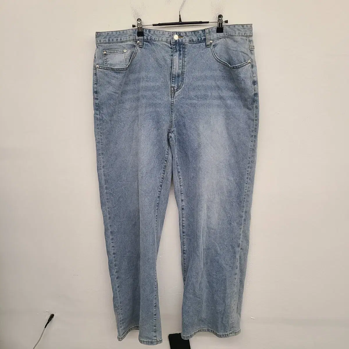 [40 inch] Bimono Wash Spandex Denim Pants for sale.