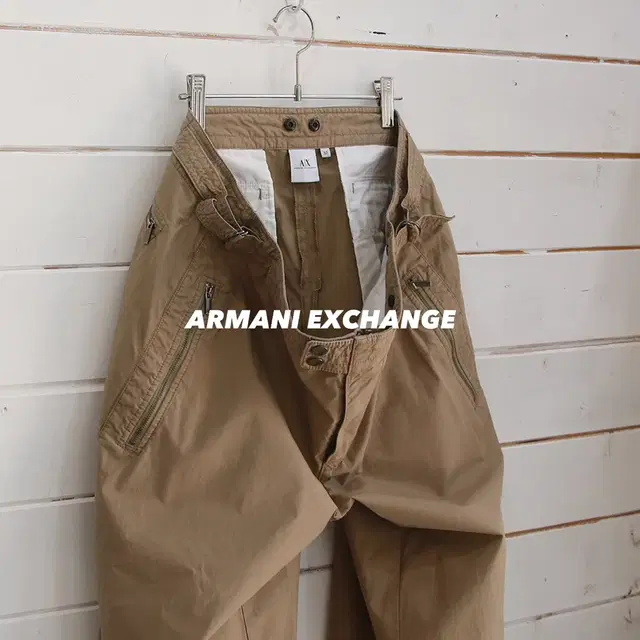 (착용컷) ARMANI EXCHANGE 코튼 팬츠 (남성용 32.5)