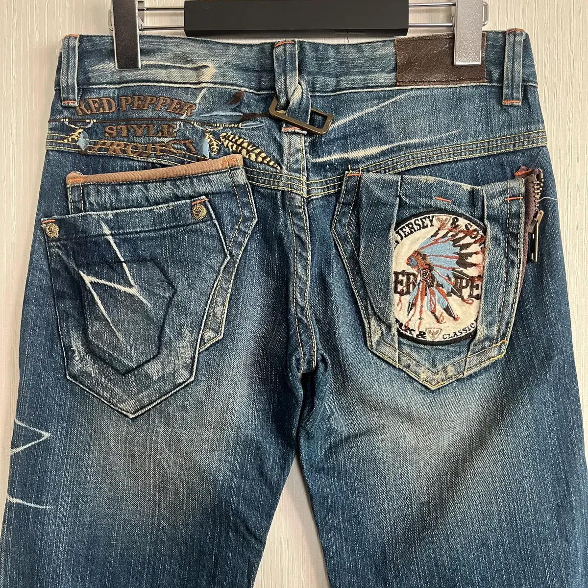 Redpepper back pocket point denim pants