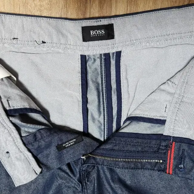 HUGO BOSS 반바지 30 ~31인치