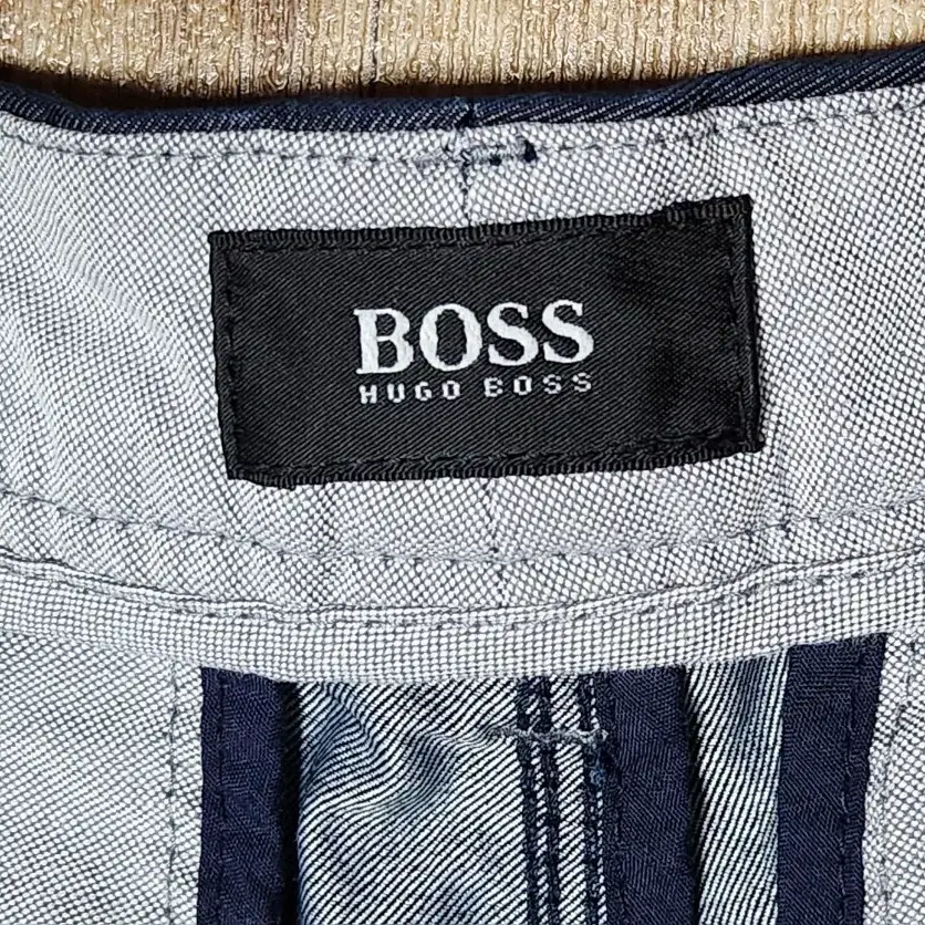 HUGO BOSS 반바지 30 ~31인치