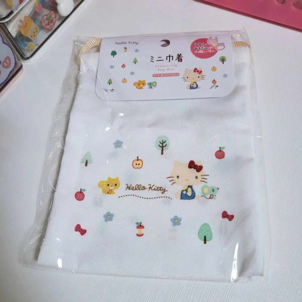 헬로키티 drawstring bag mini 파우치