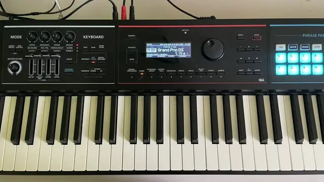 롤랜드 JUNO DS88