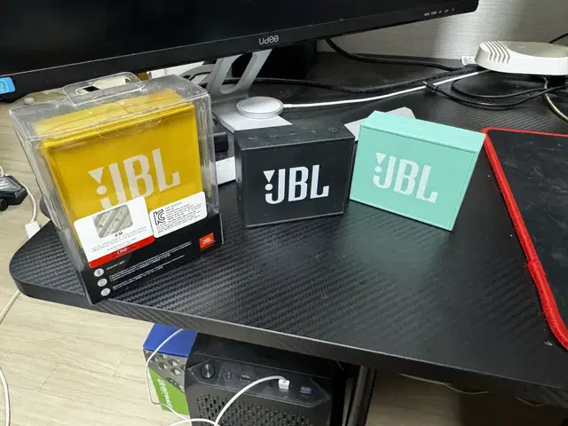 JBL 블루투스 스피커 4개 일괄 팝니다.