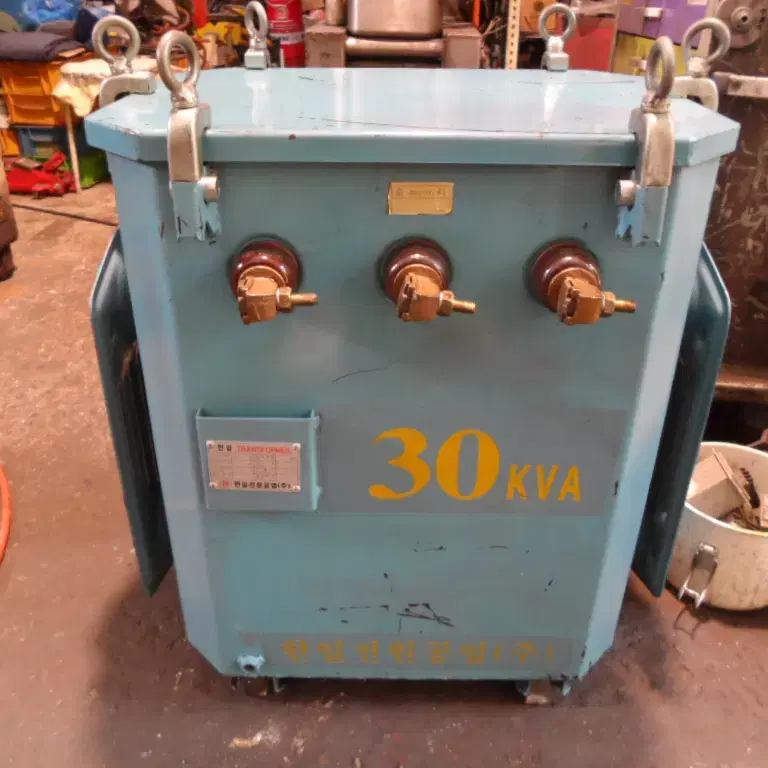 한일 유입식 공업용 다운트랜스 변압기 30KVA 380/220V