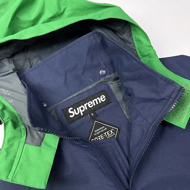 SUPREME 18AW Gore-tex 슈프림 고어텍스 자켓