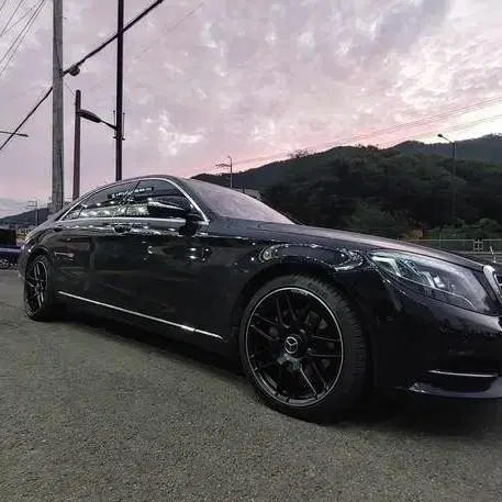 벤츠 s63 amg 20인치 롱볼트 전용 블랙컬러 판매합니다