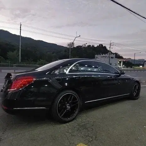 벤츠 s63 amg 20인치 롱볼트 전용 블랙컬러 판매합니다