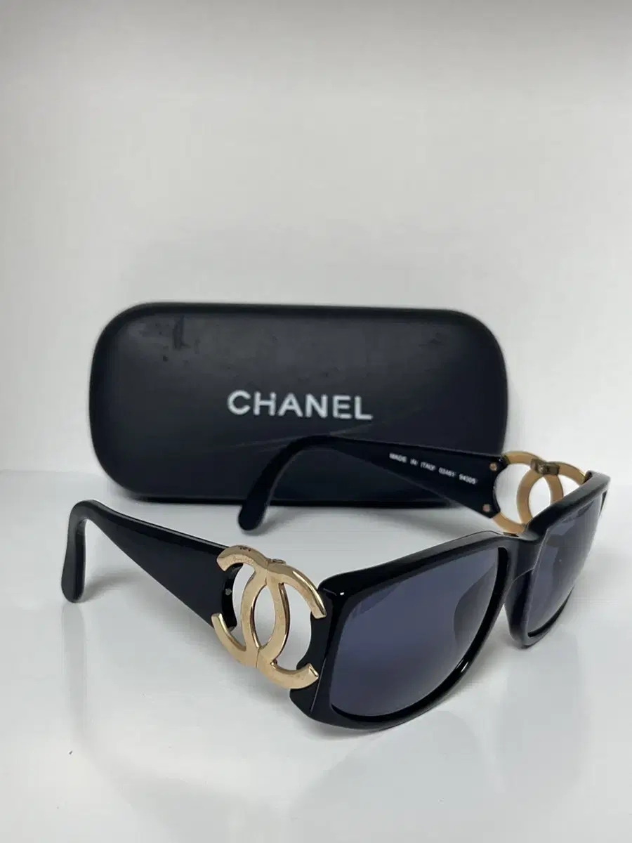 CHANEL vintage CC mark Sunglassess