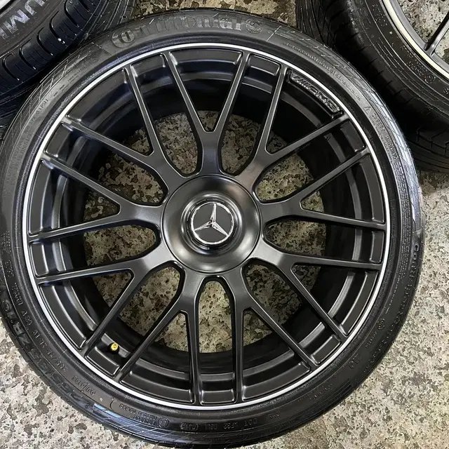 벤츠 C63AMG 퍼포먼스 19인치 휠타이어 판매