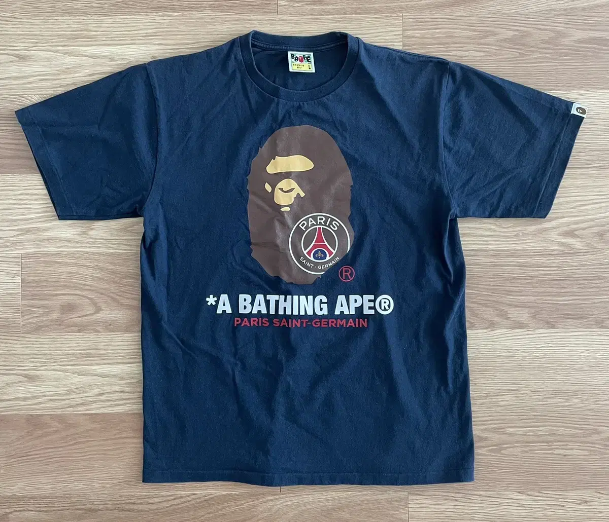 [L] PSG Paris Saint-Germain x Vape bape Collaboration T-Shirt