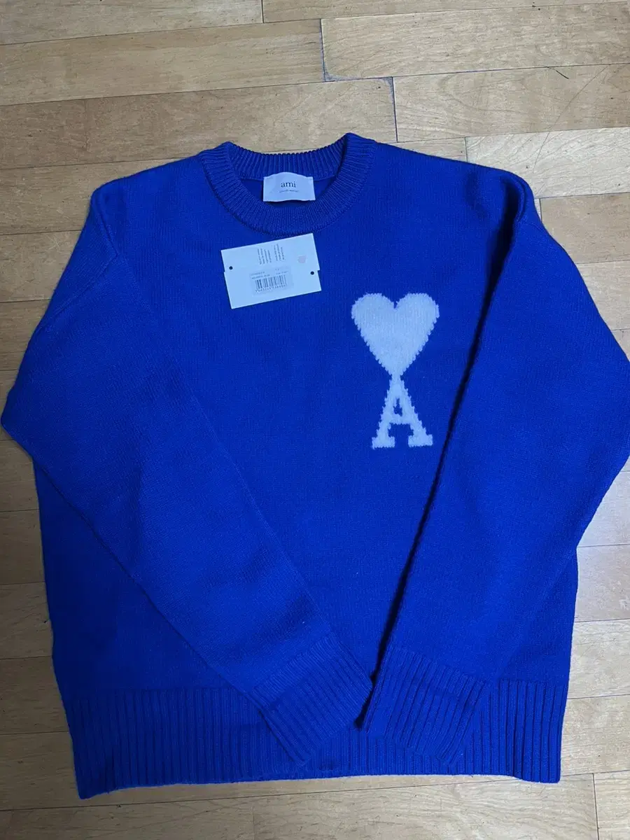 Ami Intarsia Big Heart Knit Royal BlueS