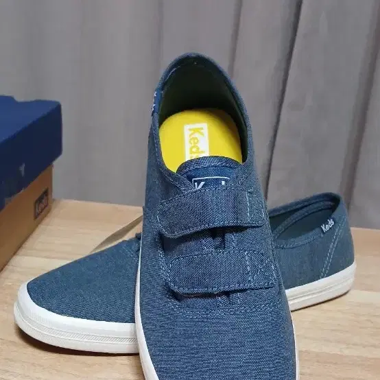 케즈 KEDS 챔피온 벨크로 캔버스화 235 새제품