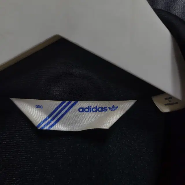 adidas 아디다스 불꽃 빅로고 검흰 져지