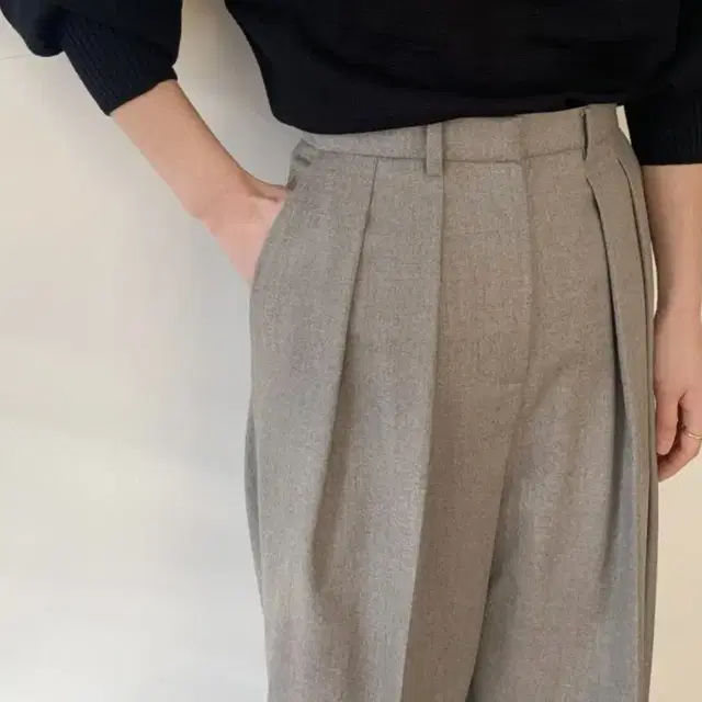 얼바닉30 Urbanic Pleated Slacks (Taupe,S)