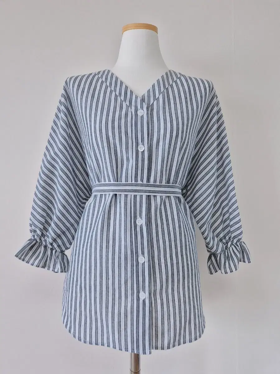 Vintage SOUP Simple Striped Shirt Blouse