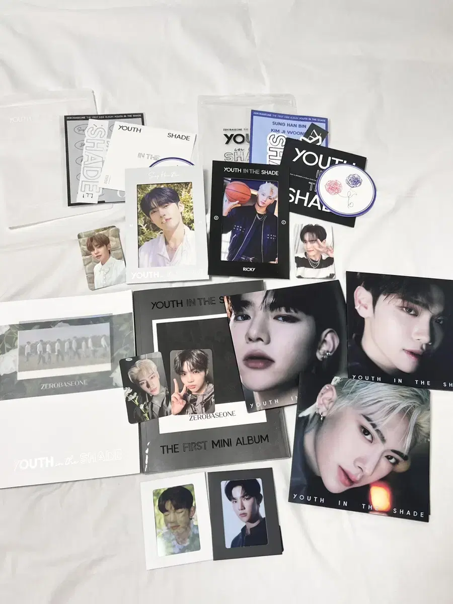 zb1 unsealed album photocard wts zhang hao sung hanbin park gunwook ricky kim taerae inbloom1 house digipack