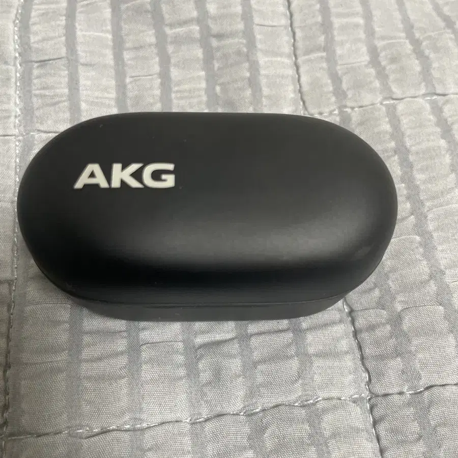 akg n