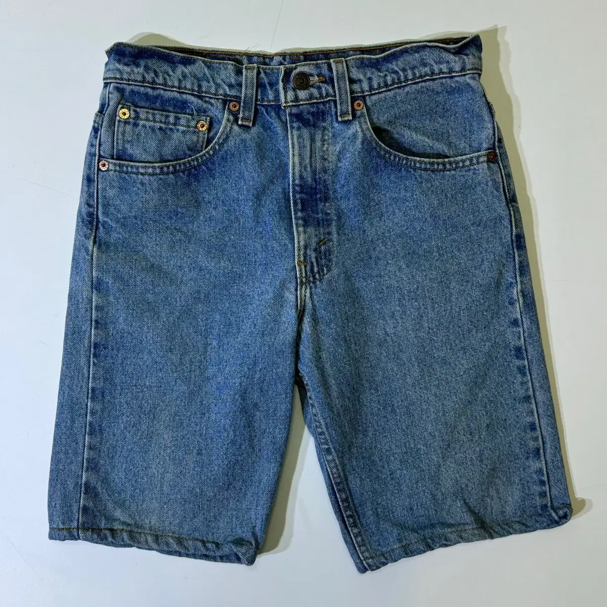 Levis Denim Shorts (34/kold_5674)