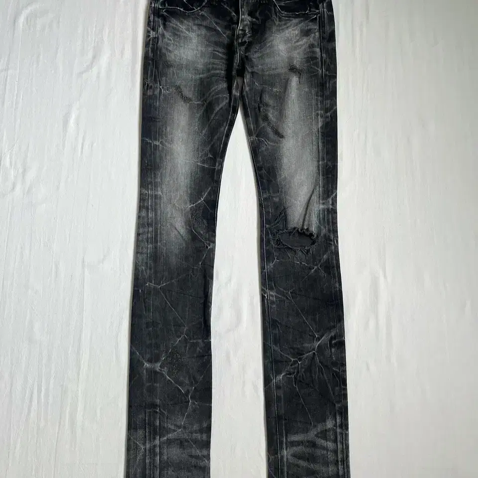 Civarize Row Processing Skinny Denim