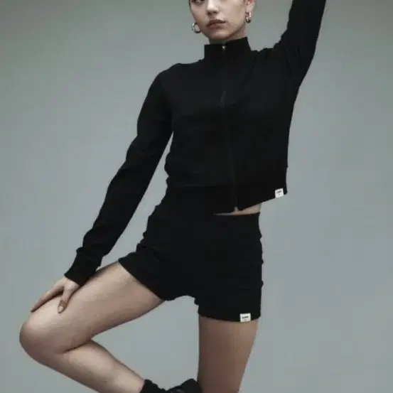 글로니 G CLASSIC RIB SHORTS (BLACK)