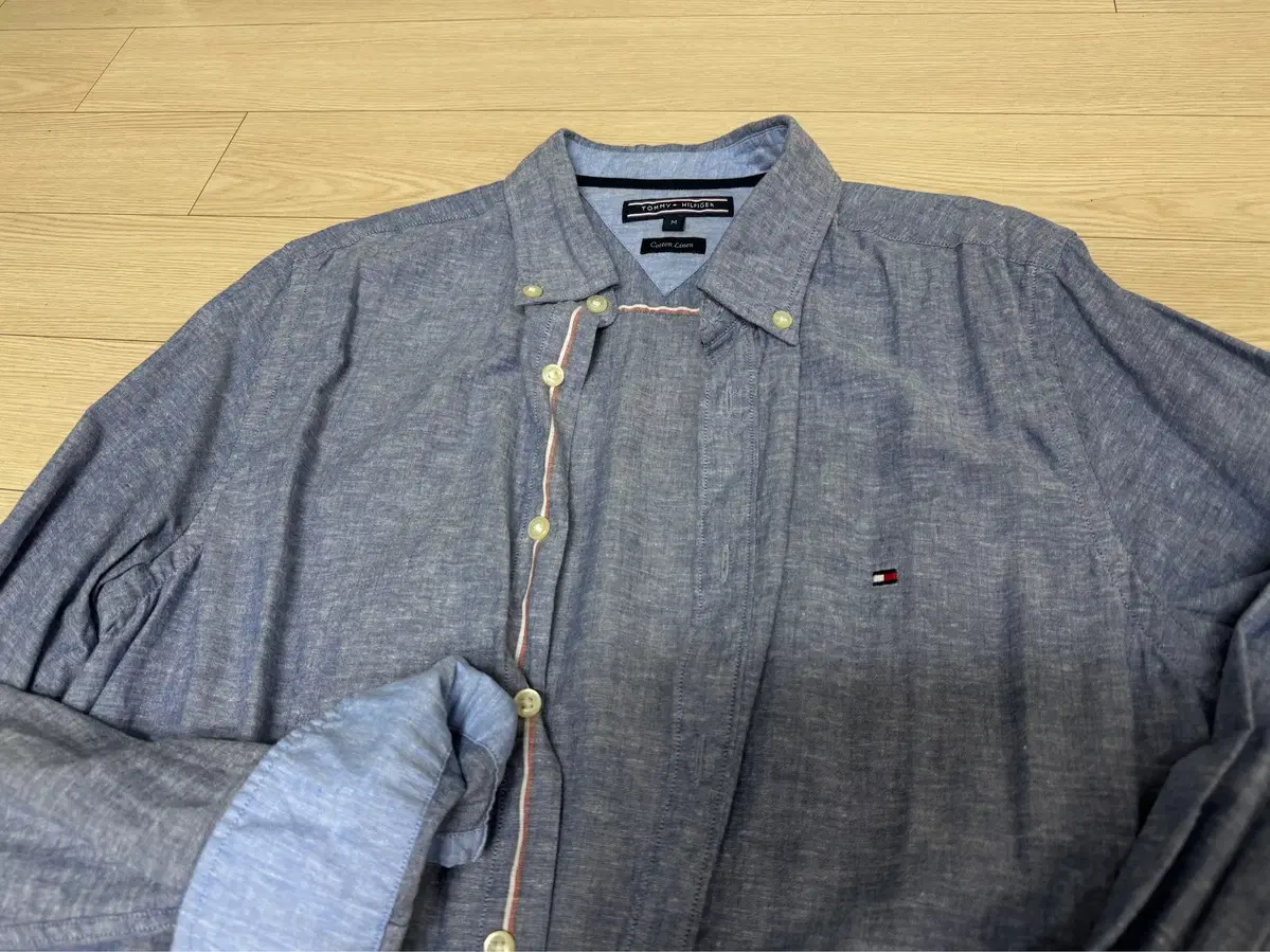 (Tommy Hilfiger) Men's Linen Long Sleeve Shirt (M)