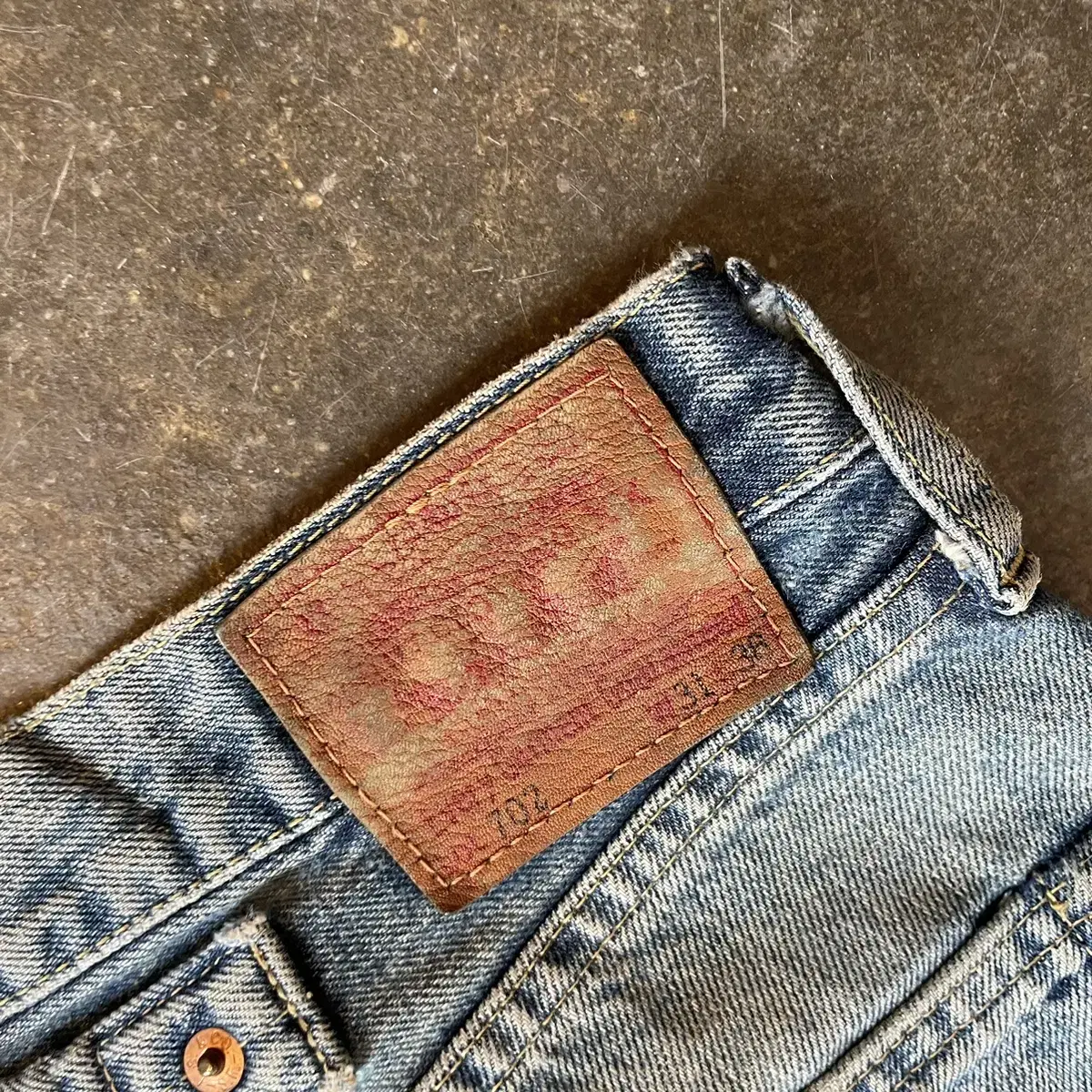 90s JP Levi's 702 big e selvedge