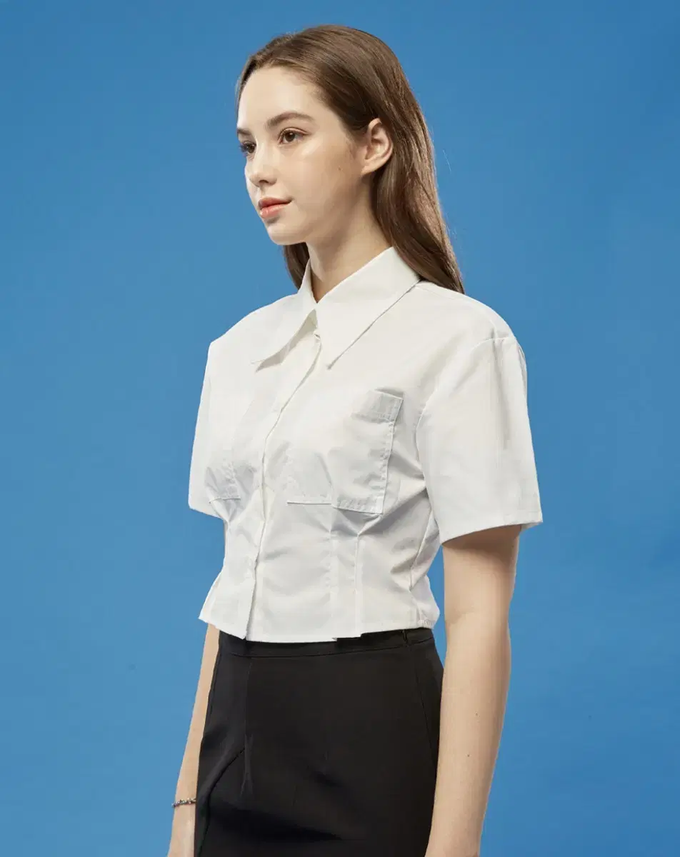 Collet vahn-sleeved shirt