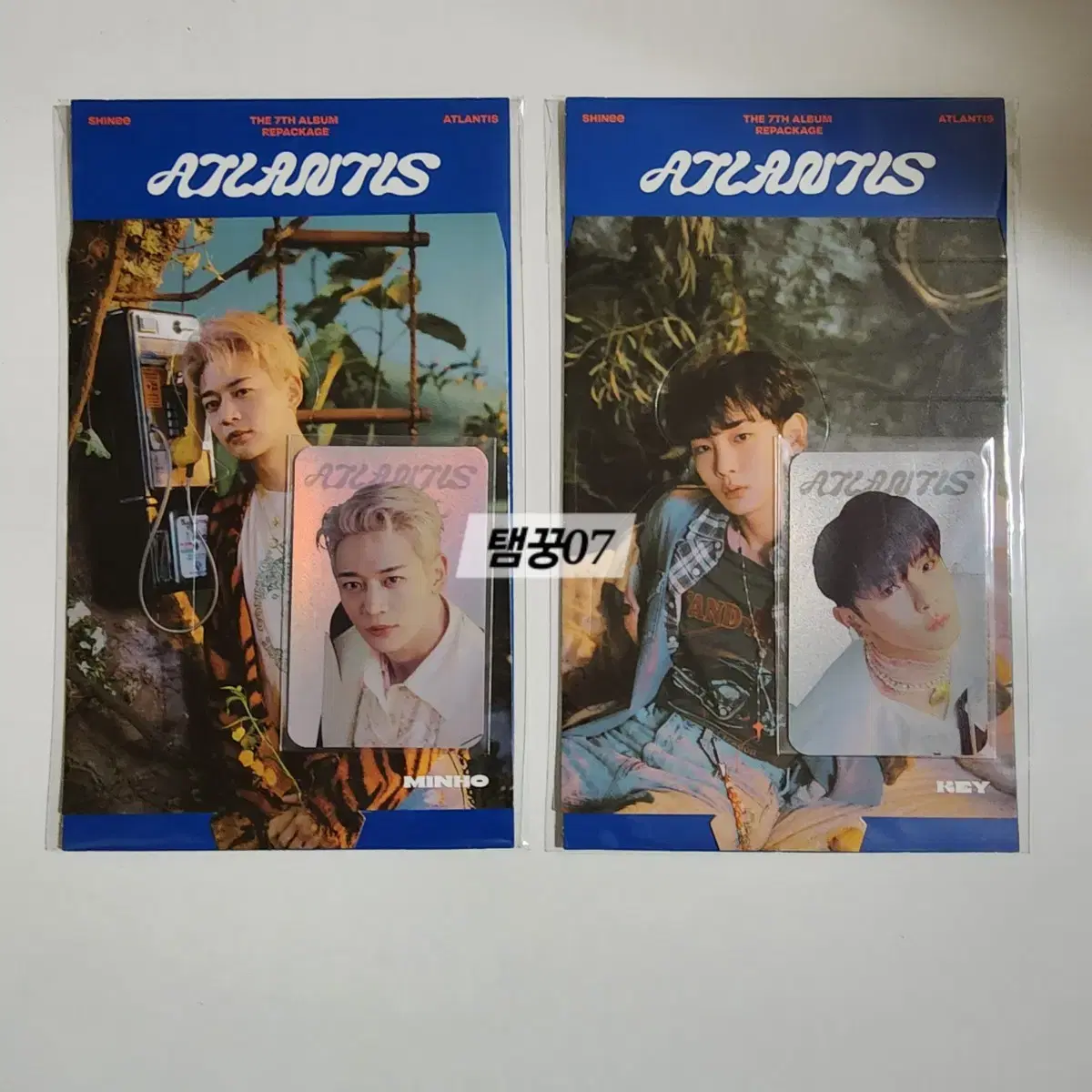 SHINee's Minho, key Atlantis hologram Photocard Holka Wts.