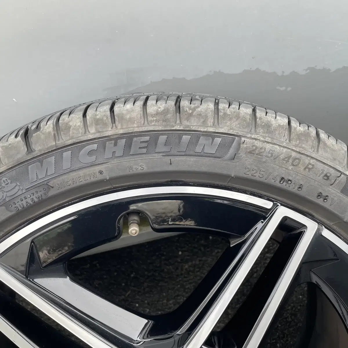 벤츠 CLA 18인치 AMG 별휠+타이어80% 한대분