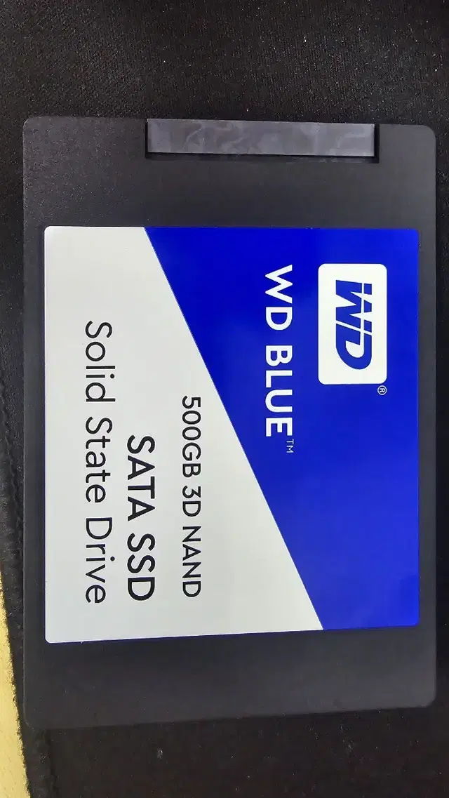 WD BLUE 3D NAND SATA SSD 500G 팝니다