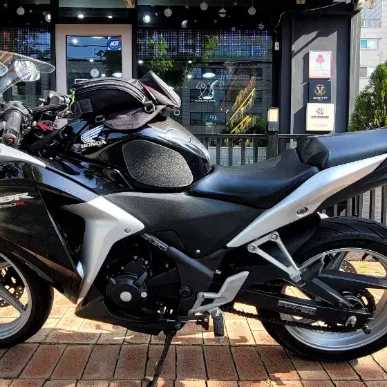 초 급매!!!CBR250R ABS.무사고 아주깔끔