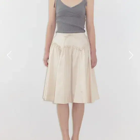 시눈 24ss Frill Midi Skirt (Young Beige)