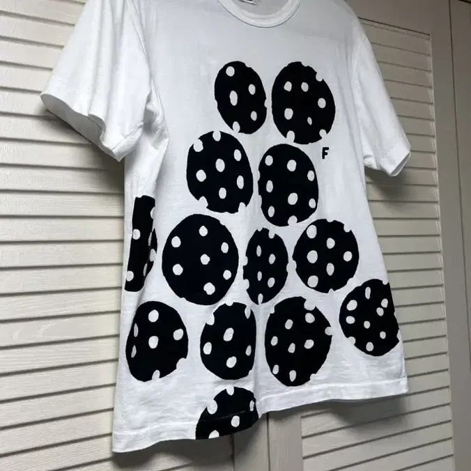 comme des garcons black 꼼데가르송 블랙 반팔티