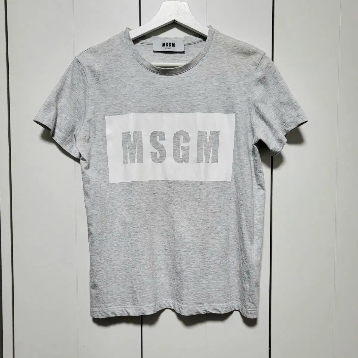 장품 MSGM 로고반팔티