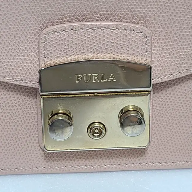 FURLA 가죽 체인 미니백 ㅡ0612