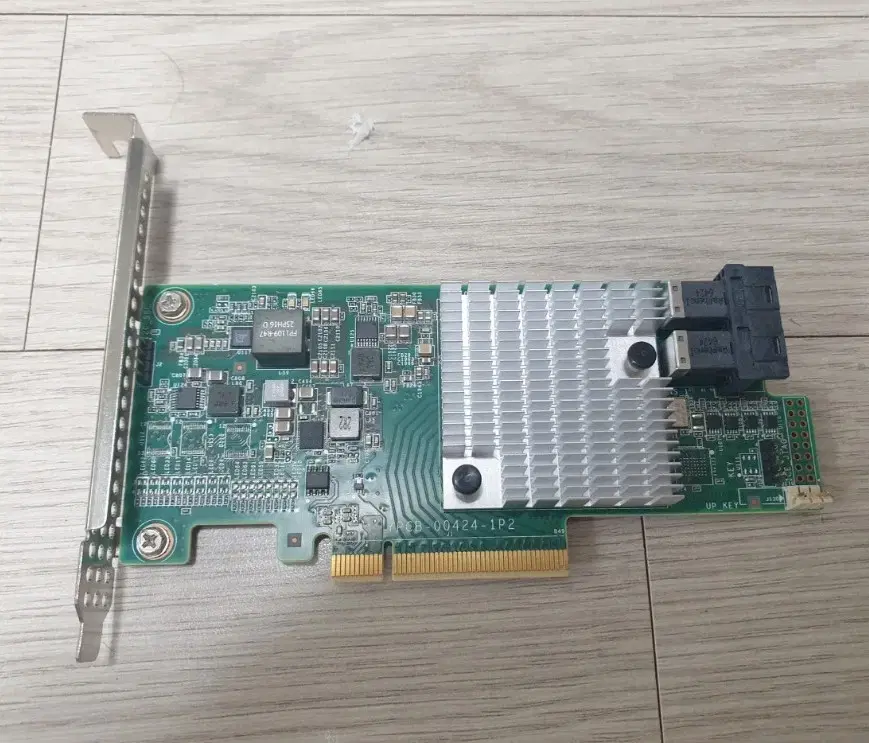 LSI 9300-8i SAS, SATA HBA 카드 - IT모드