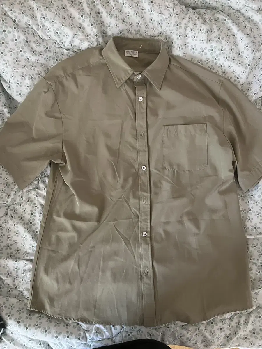 Short-sleeved shirt XL in khaki haneul