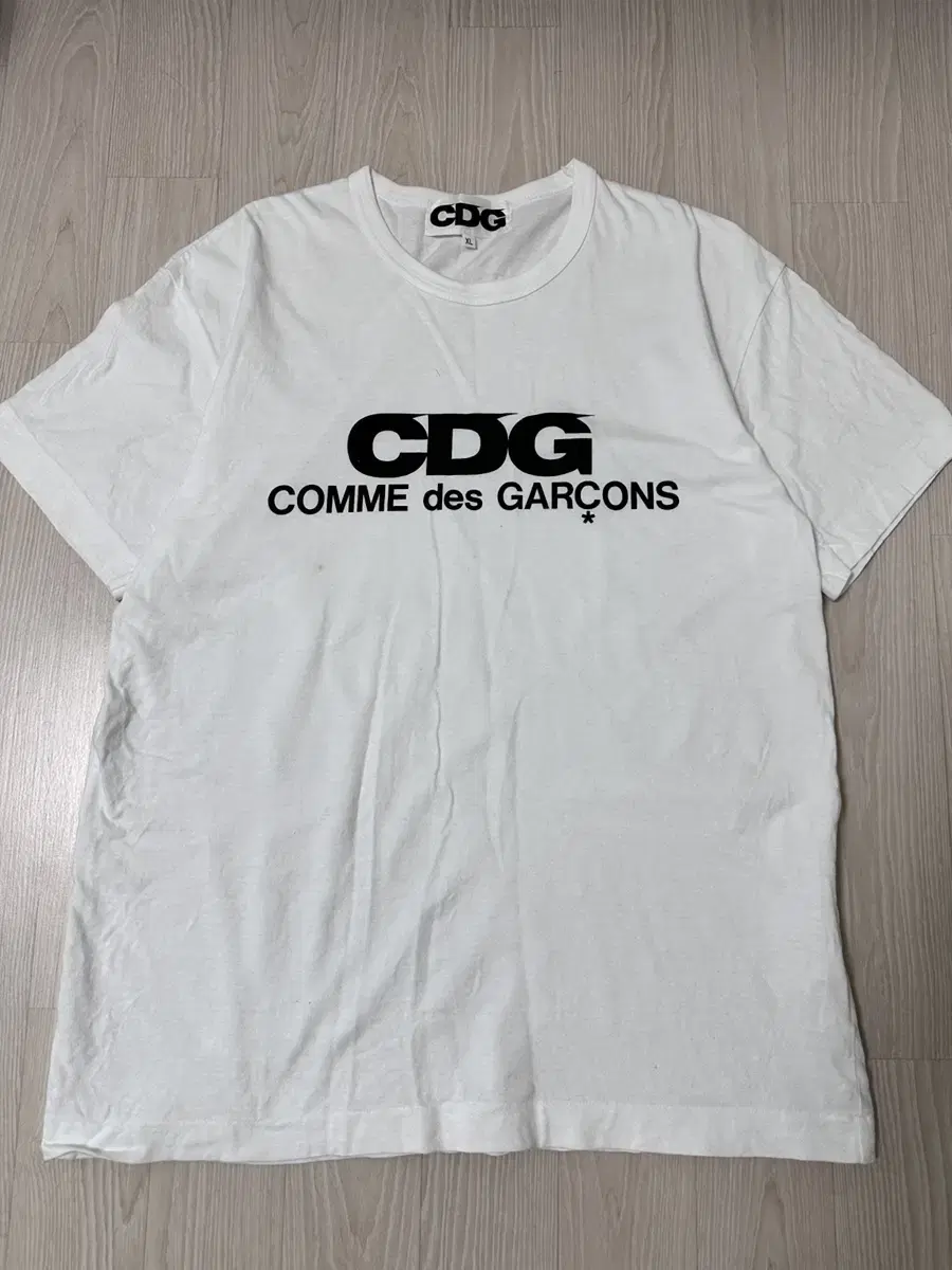 Comme des Garçons Song CDG Vahn XL sells