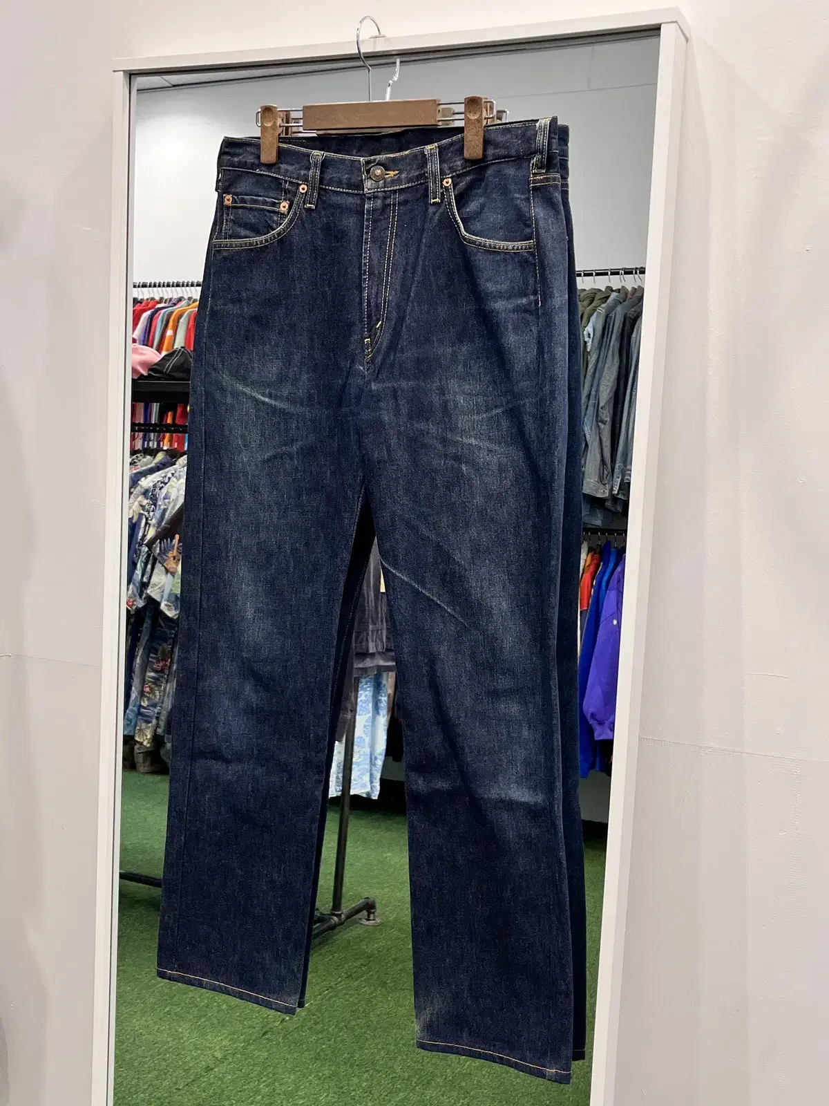 Levis Levis 520 Denim Pants (32inch)