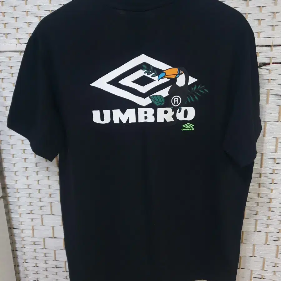 (0623) umbro 엄브로 반팔 티셔츠 100 L