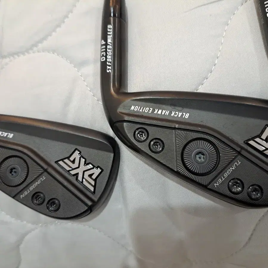 PXG 블랙호크 GEN6 아이언세트 (5~P) 카네정품 거의 새제품