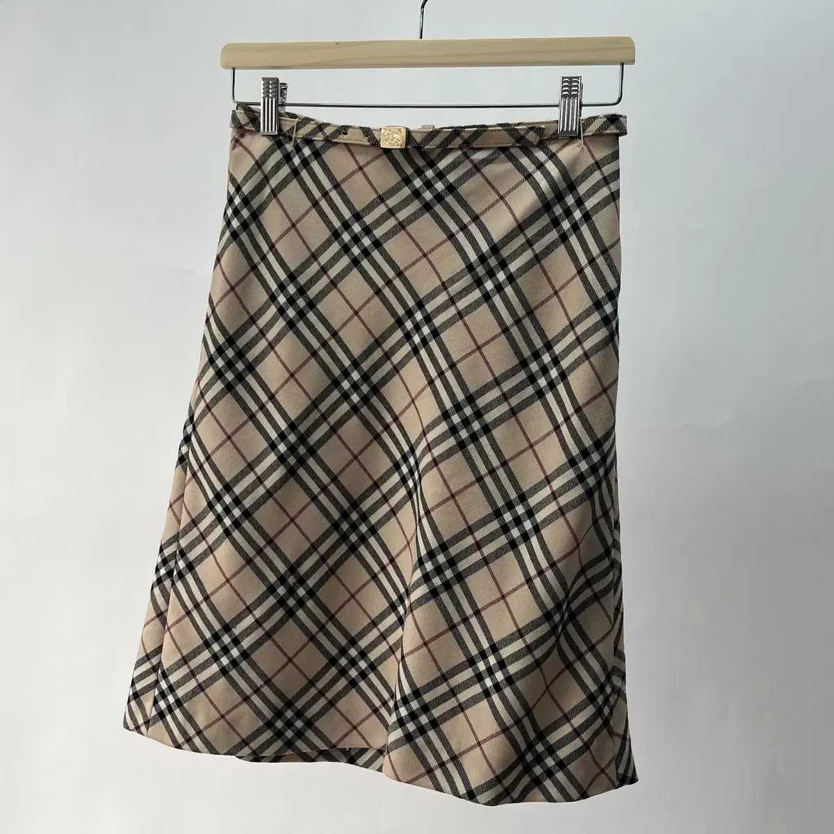 BURBERRY check skirt ( BLUE LABEL )