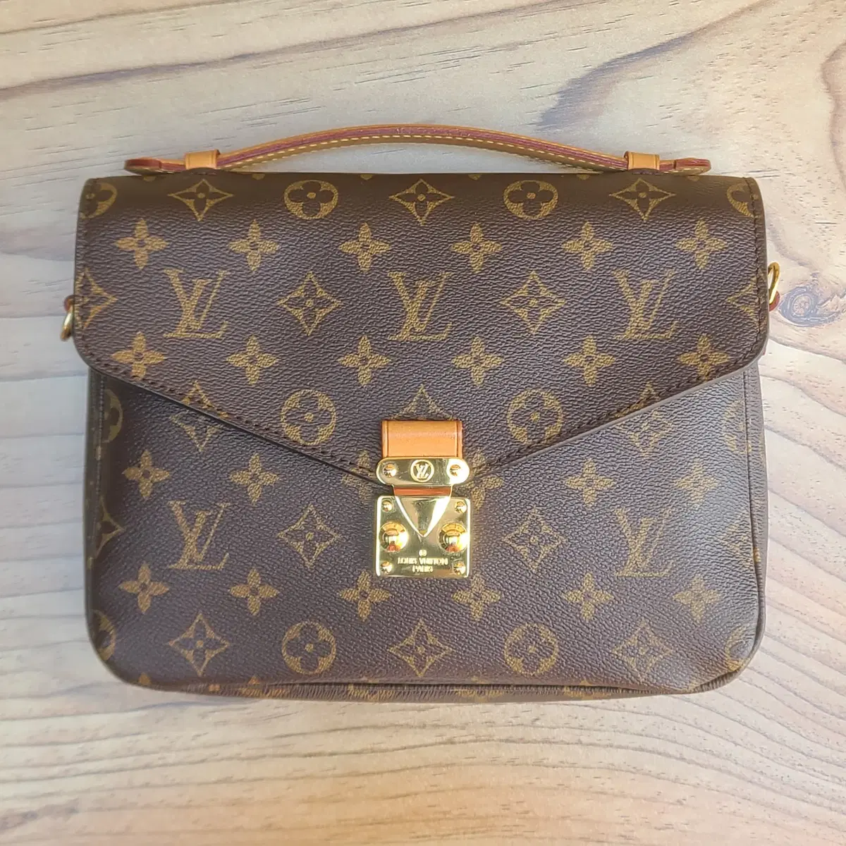 루이비통 Louis Vuitton 포쉐트 메티스