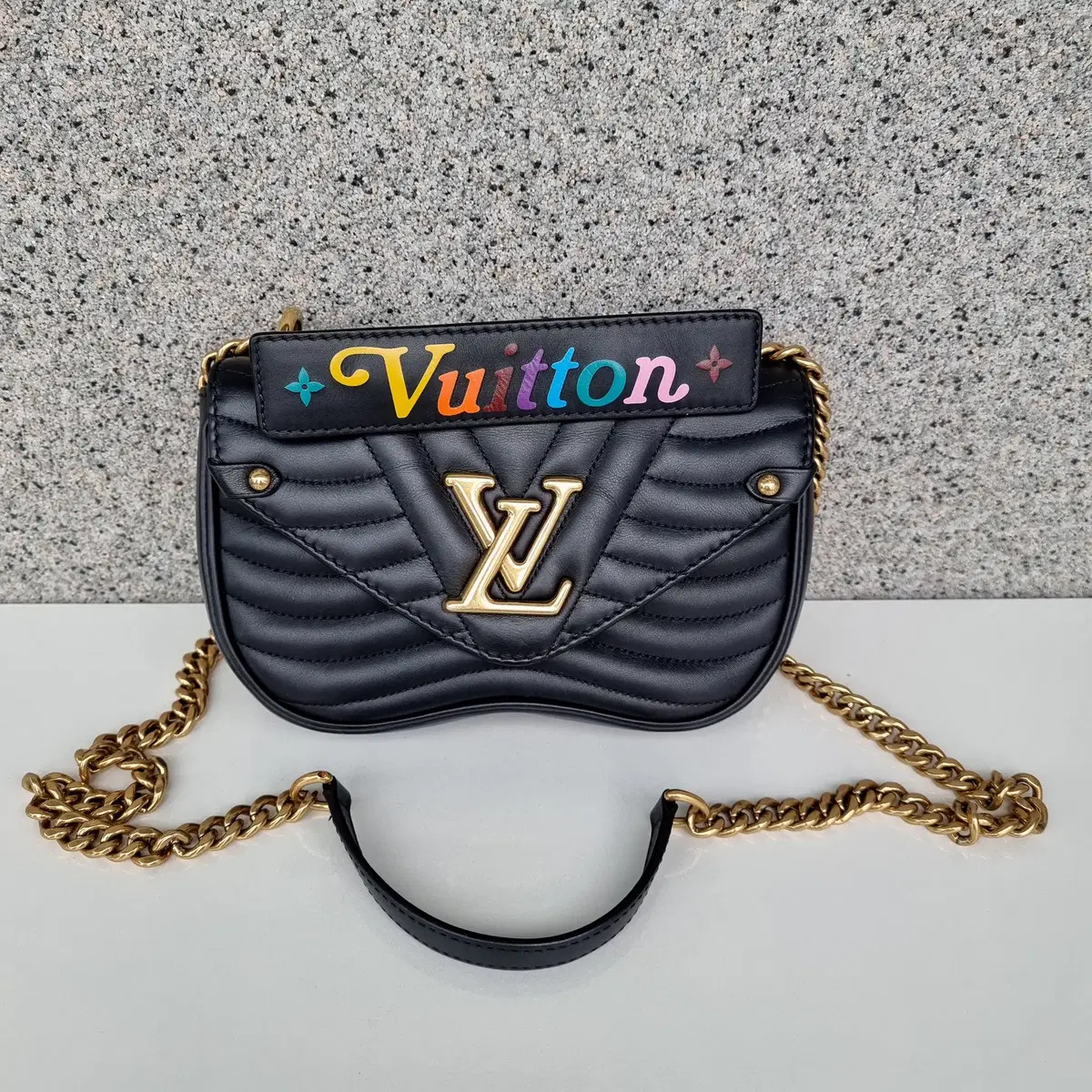 루이비통 Louis Vuitton 뉴웨이브 PM 블랙