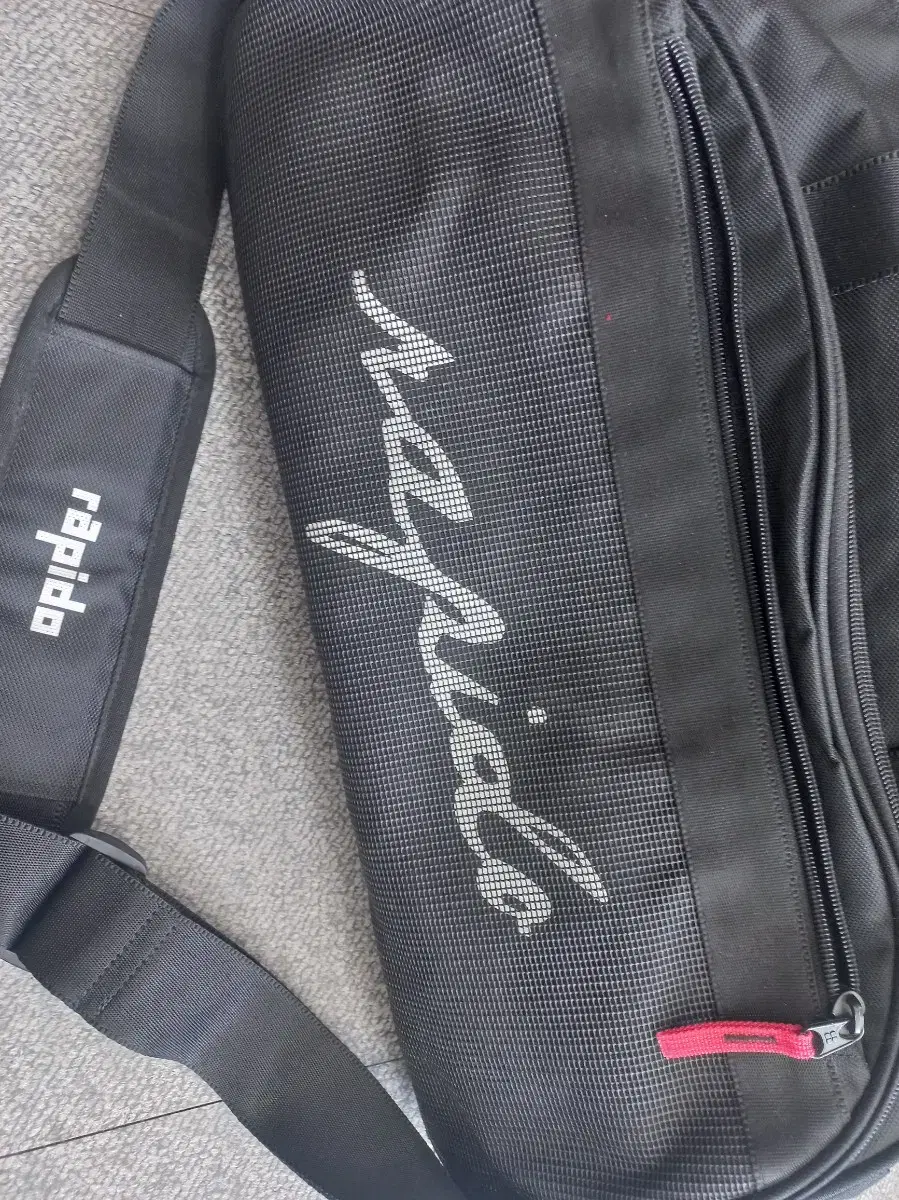 Raffido Travel Duffel Bag for Workout