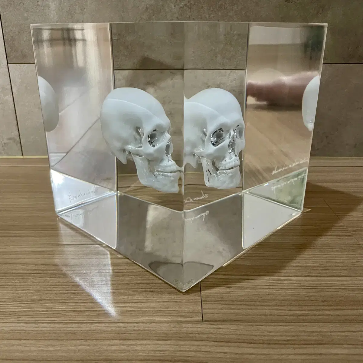 The Silver skull cube