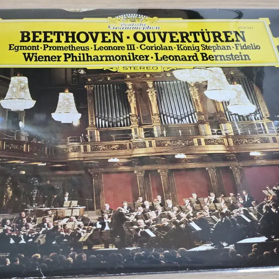 Beethoven: Ouverturen - Bernstein (수입LP)